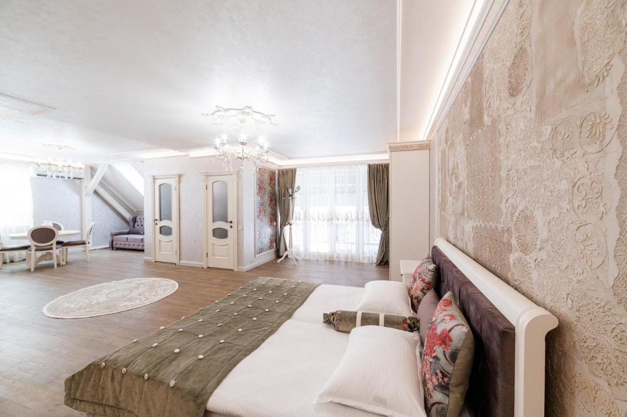 Vip Apartment On Duhnovicha Street .Free Parking. Uschhorod Exterior foto